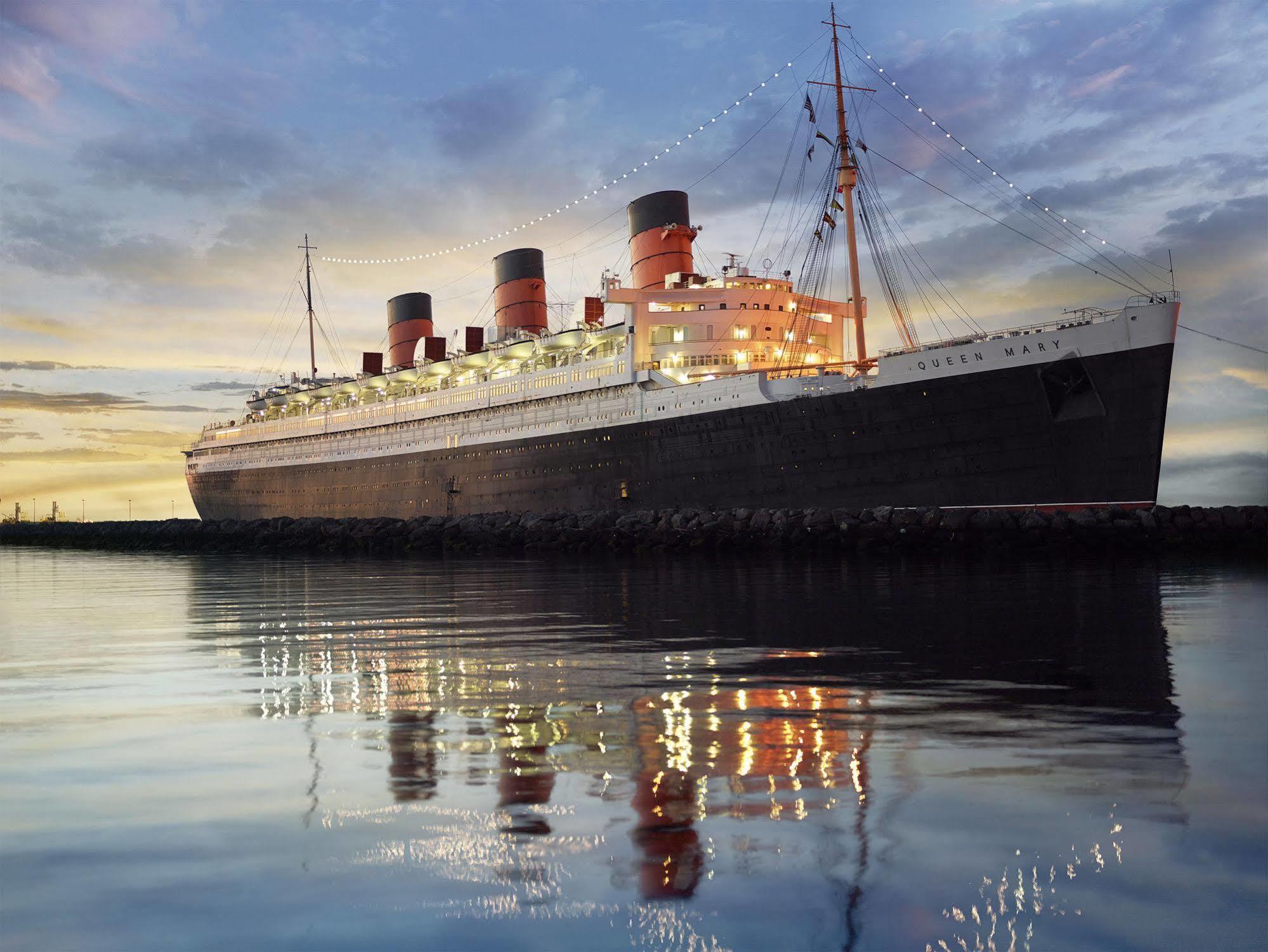 The Queen Mary Hotel Long Beach Exterior photo